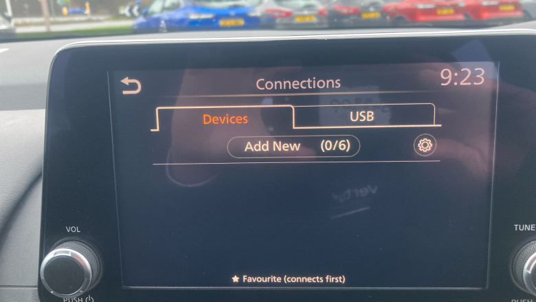 Nissan Qashqai 1.3 DiG-T MH 158 Acenta Premium 5dr Xtronic Petrol Hatchback